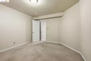 6480 Ascot Dr, Oakland, CA 94611 - Photo 42