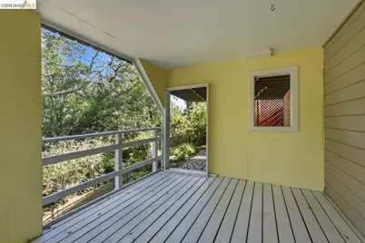 6480 Ascot Dr, Oakland, CA 94611 - Photo 54