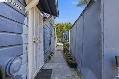 1072 56th St, Oakland, CA 94608 - Photo 14