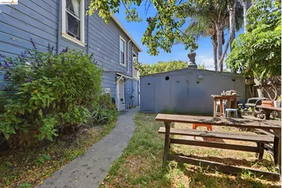 1072 56th St, Oakland, CA 94608 - Photo 10