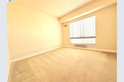 989 Webster St #651, Oakland, CA 94607 - Photo 4