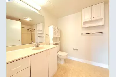 989 Webster St #651, Oakland, CA 94607 - Photo 26