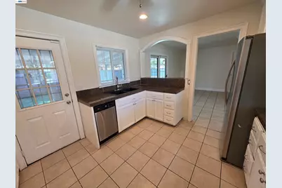 1114 Downs St, Stockton, CA 95207 - Photo 6