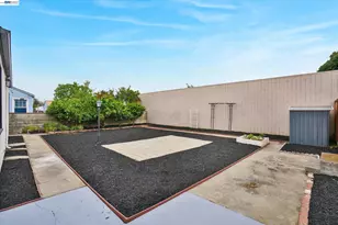 86 Preda St, San Leandro, CA 94577 - Photo 30