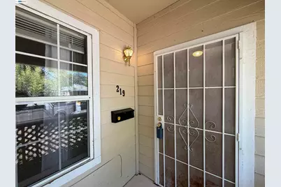 217 Cedar St, Roseville, CA 95678 - Photo 4