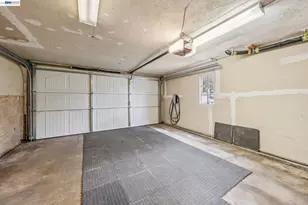 5765 Colton Blvd, Oakland, CA 94611 - Photo 94