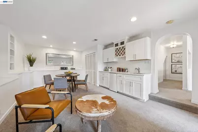 5765 Colton Blvd, Oakland, CA 94611 - Photo 62