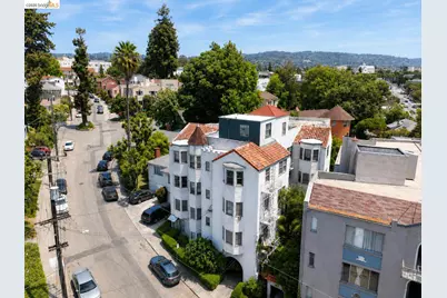 1142 McKinley Ave, Oakland, CA 94610 - Photo 2