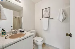 955 Shorepoint Ct, Alameda, CA 94501 - Photo 26