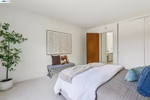 955 Shorepoint Ct, Alameda, CA 94501 - Photo 32