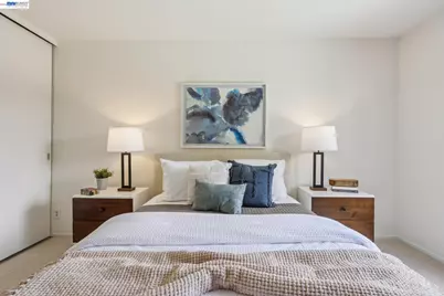 955 Shorepoint Ct #111, Alameda, CA 94501 - Photo 30