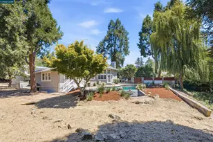26929 Palomares Rd, Castro Valley, CA 94552 - Photo 22