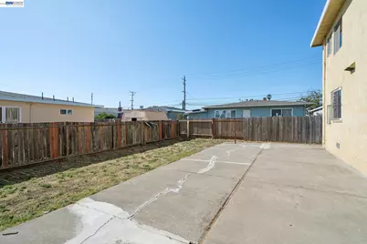 417 25th St, Richmond, CA 94804 - Photo 46