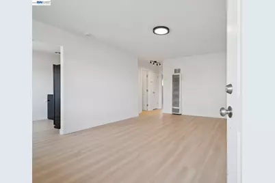 417 25th St, Richmond, CA 94804 - Photo 8