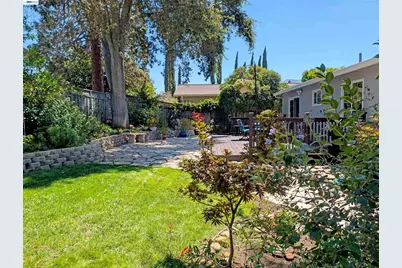 5515 Alaska Dr, Concord, CA 94521 - Photo 16