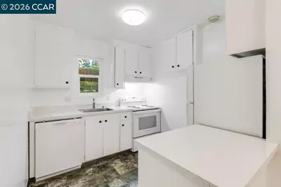 375 Camelback Drive #4, Pleasant Hill, CA 94523 - Photo 6