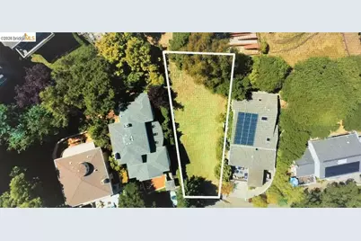6951 Charing Cross Rd, Berkeley, CA 94705 - Photo 2