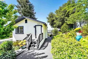 7907 Michigan Ave, Oakland, CA 94605 - Photo 8