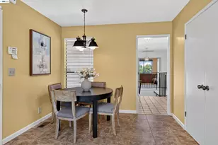 26976 Hemmingway Ct, Hayward, CA 94542 - Photo 14