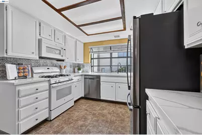 26976 Hemmingway Ct, Hayward, CA 94542 - Photo 18