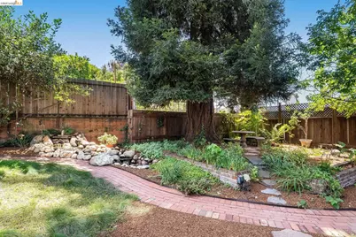 3300 Wilson Pl, Oakland, CA 94602 - Photo 34