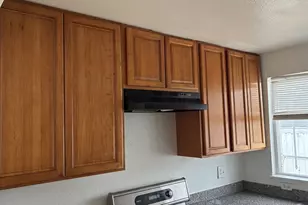 10469 West Ct, Oakland, CA 94603 - Photo 14
