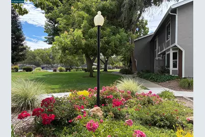2834 Royal Ann Ln., Concord, CA 94518 - Photo 2