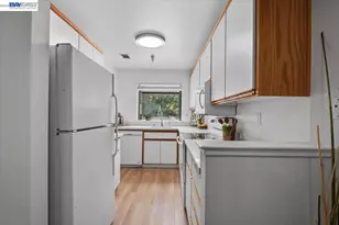 2598 Oak Rd, Walnut Creek, CA 94597 - Photo 6