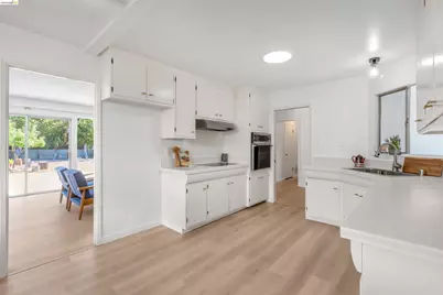 3453 Stewarton Dr, Richmond, CA 94803 - Photo 6