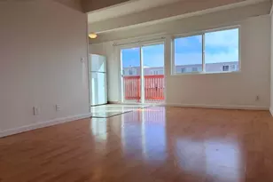 576 Sylvan St, Daly City, CA 94014 - Photo 2