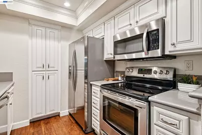 7482 Oxford Circle, Dublin, CA 94568 - Photo 12