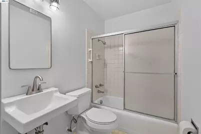 164 Lorraine Ave, Pittsburg, CA 94565 - Photo 18