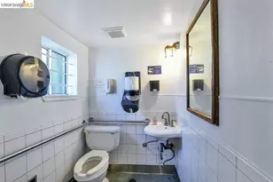 6041 San Pablo Ave, Oakland, CA 94608 - Photo 28