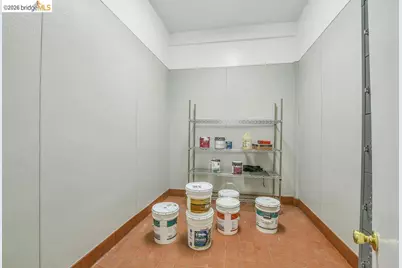 6041 San Pablo Ave, Oakland, CA 94608 - Photo 30