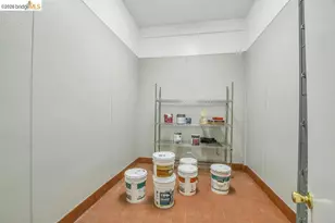 6041 San Pablo Ave, Oakland, CA 94608 - Photo 30