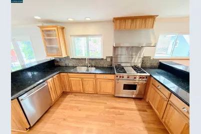 2899 Madeira Way, Pleasant Hill, CA 94523 - Photo 10