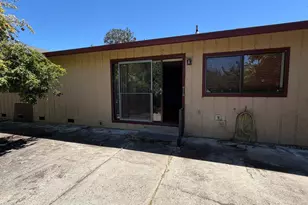 1988 Calaveras Dr, Pittsburg, CA 94565 - Photo 14