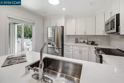 1101 Canyonwood Ct #3, Walnut Creek, CA 94595 - Photo 6