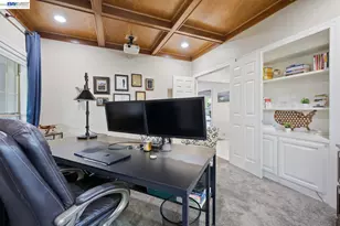 934 Wilmington Way, Emerald Hills, CA 94062 - Photo 28