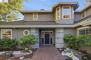 934 Wilmington Way, Emerald Hills, CA 94062 - Photo 2