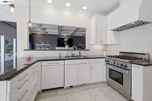 934 Wilmington Way, Emerald Hills, CA 94062 - Photo 16