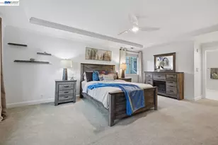 934 Wilmington Way, Emerald Hills, CA 94062 - Photo 34
