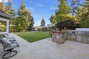 934 Wilmington Way, Emerald Hills, CA 94062 - Photo 64