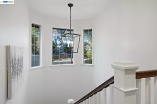 934 Wilmington Way, Emerald Hills, CA 94062 - Photo 32