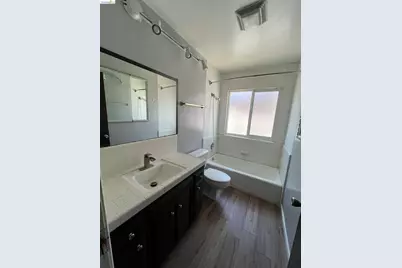 4463 Meridian Ave., Fresno, CA 93726 - Photo 6