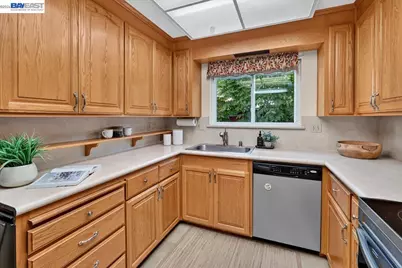 19574 Stanton Ave, Castro Valley, CA 94546 - Photo 20