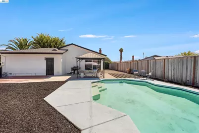 5771 Running Hills Ave, Livermore, CA 94551 - Photo 36