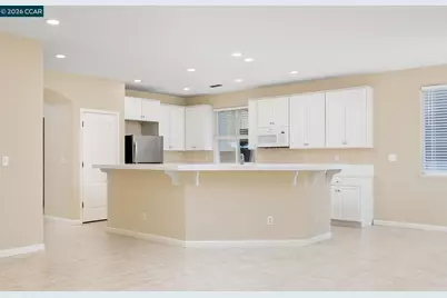 17667 Red Barley Ct, Lathrop, CA 95330 - Photo 4