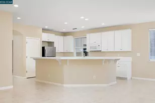 17667 Red Barley Ct, Lathrop, CA 95330 - Photo 4