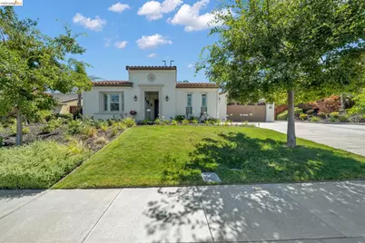 2277 Reserve Dr, Brentwood, CA 94513 - Photo 46